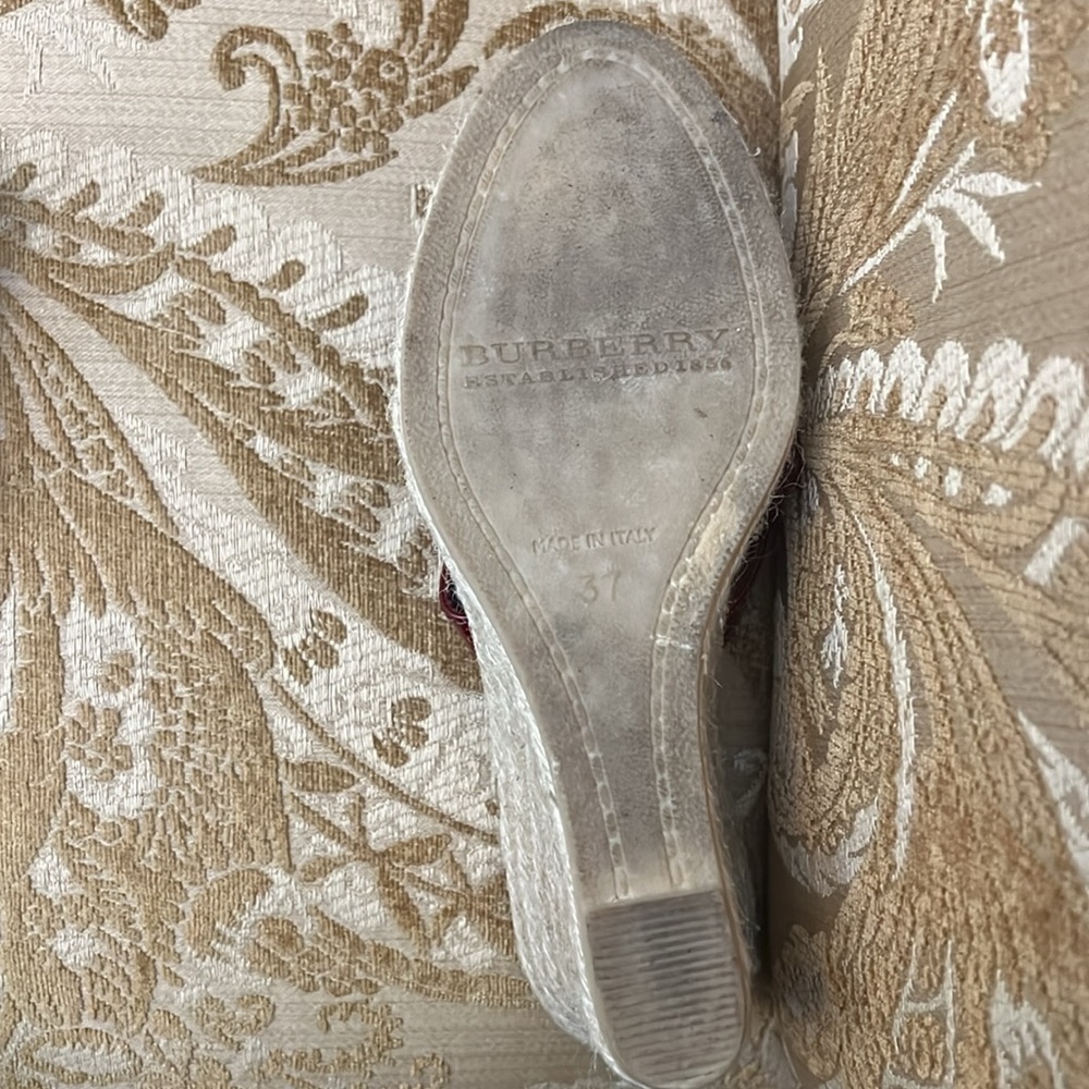 Burberry wedges - Picture 4 of 4